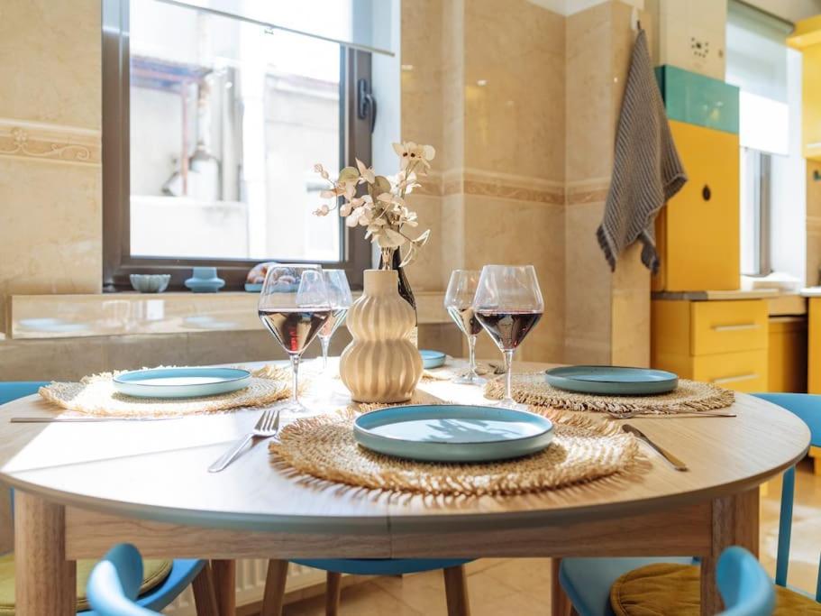 Terrasse Des Plongeurs Apartment บูคาเรสต์ ภายนอก รูปภาพ